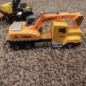 Hasbro 5000 ton  mighty tonka diecast and excavator truck Mixed Brands